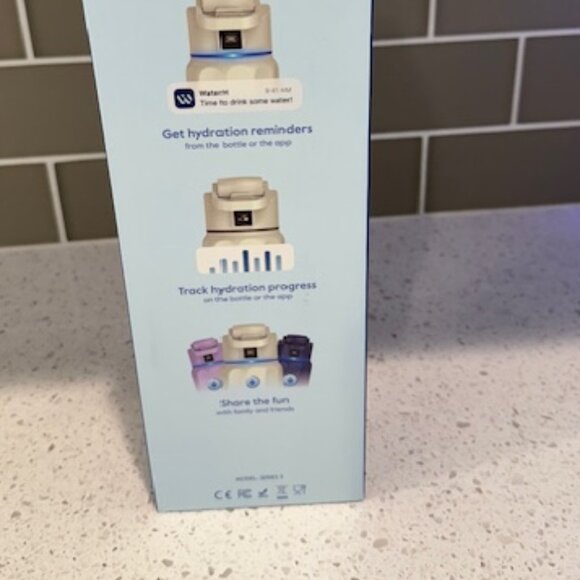 WaterH Boost Smart Water Bottle in Blue, 32 oz - Picture 12 of 15